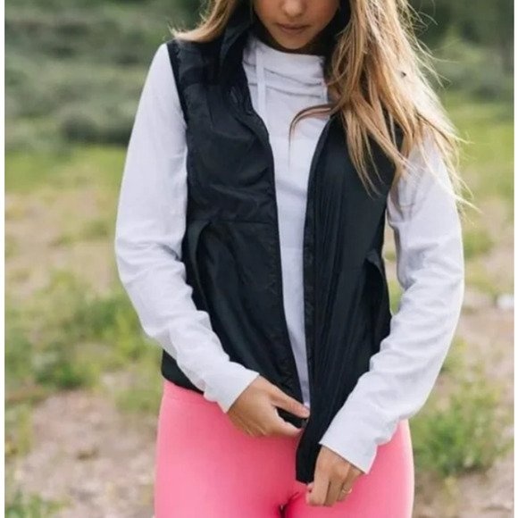 ZYIA Active Black Trainer Vest Hooded Lightweight Full Zip - XL - Picture 4 of 6